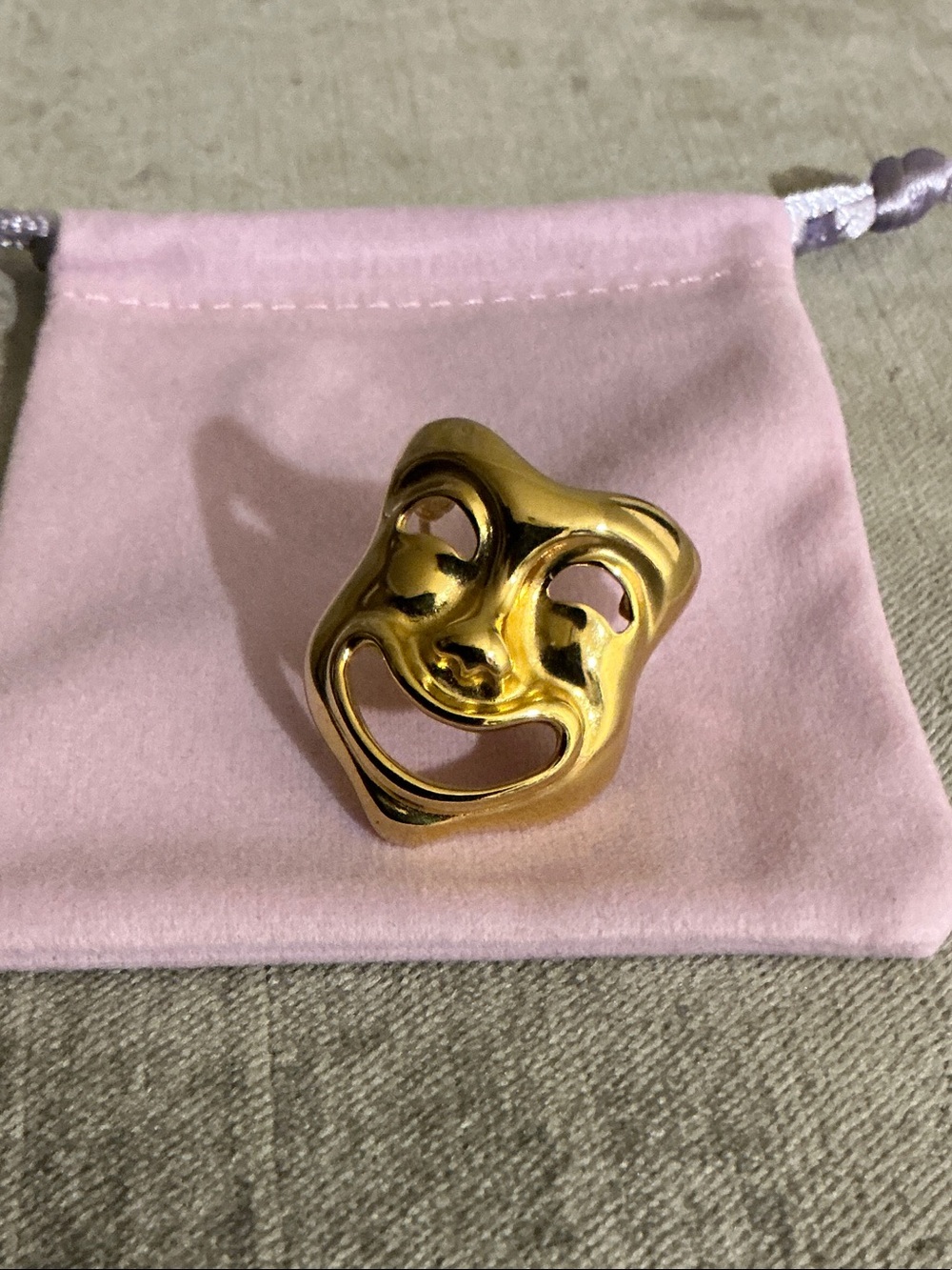Vintage Joan Rivers GoldTone Brooch/Pin